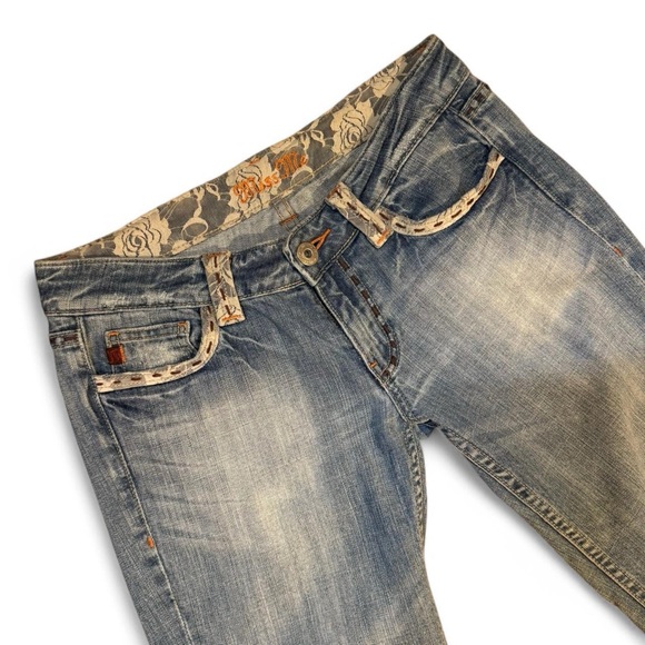 Miss Me light medium wash denim blue lace trim low-rise bootcut jeans size 29 - Picture 2 of 8
